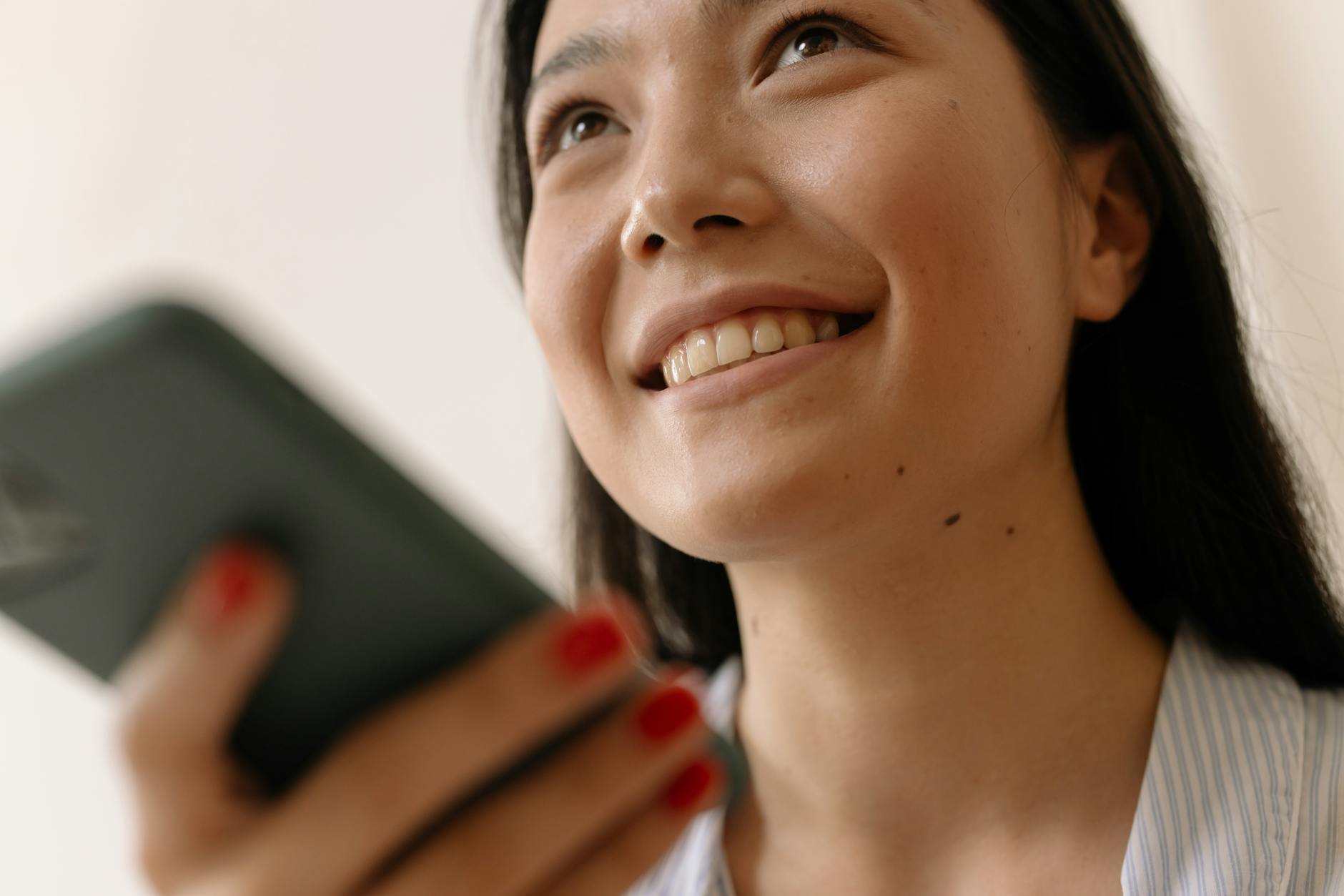 How Frequent Social Interaction Protects Brain Function