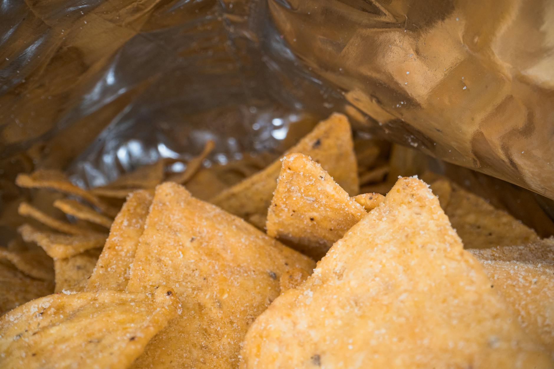 How Ultra-Processed Foods Damage Brain Function Faster Than Most Medications Can Help