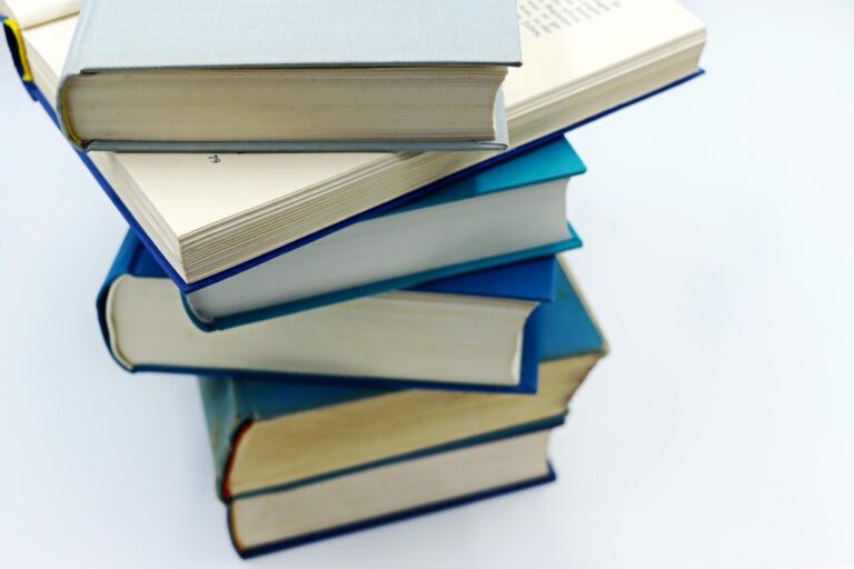 Research Shows reading daily Adds 15 Years of Healthy Brain Function - Featured image