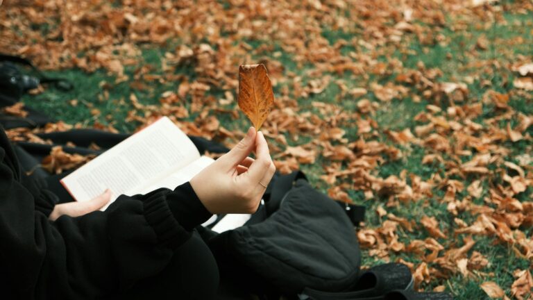 Simple Change to reading daily May Prevent 18 Percent of Dementia Cases - Featured image
