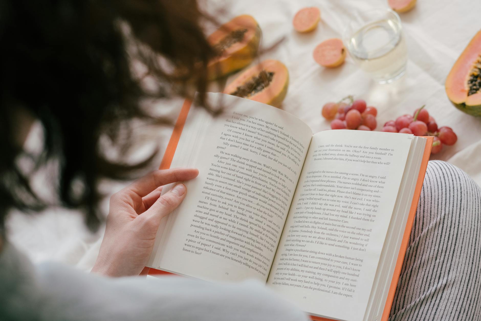 The Longevity Advantage of Regular Reading