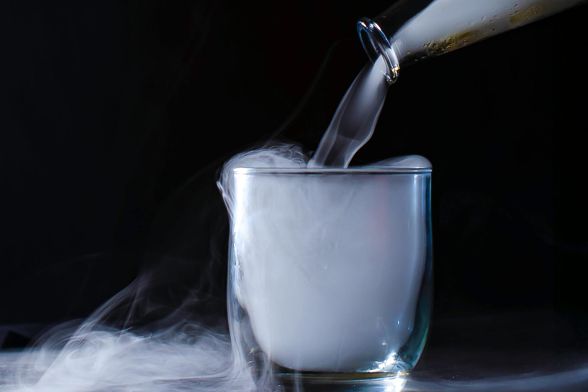 THE SYNERGISTIC EFFECT OF COMBINING COLD PLUNGES AND SWIMMING