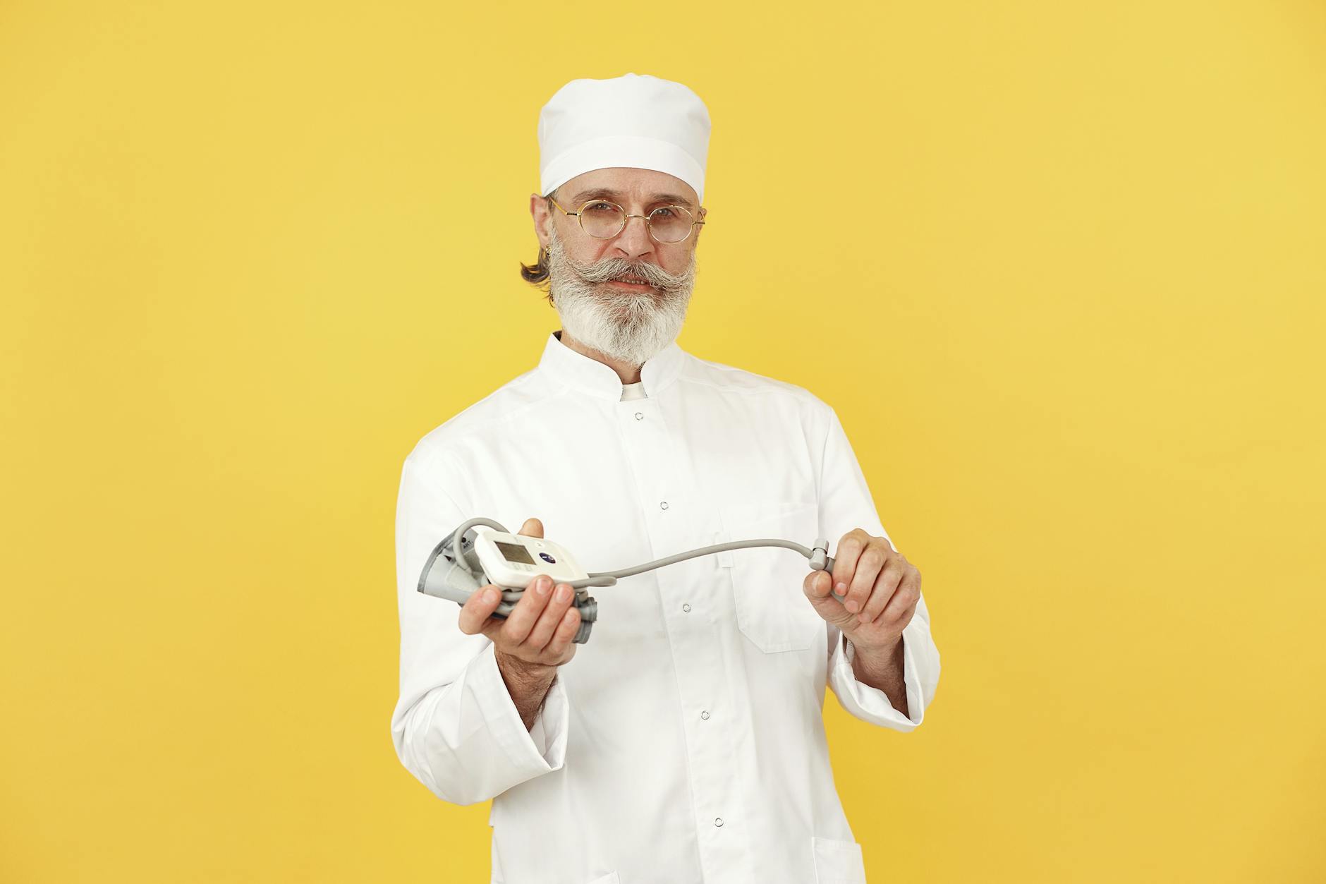 What Do Brain Health Experts Actually Say About Oils and Dementia?
