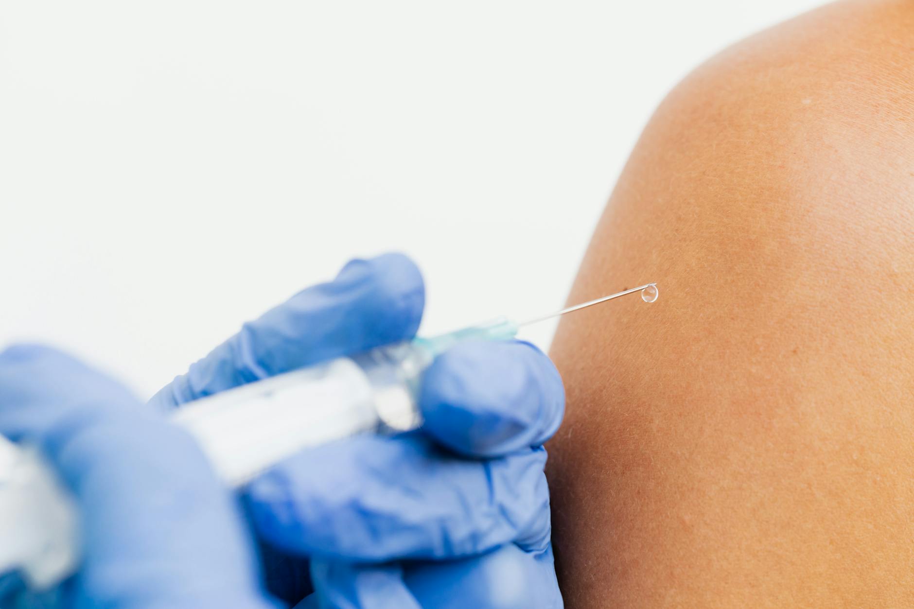What Does the New Vaccination Research Show About Dementia Risk?