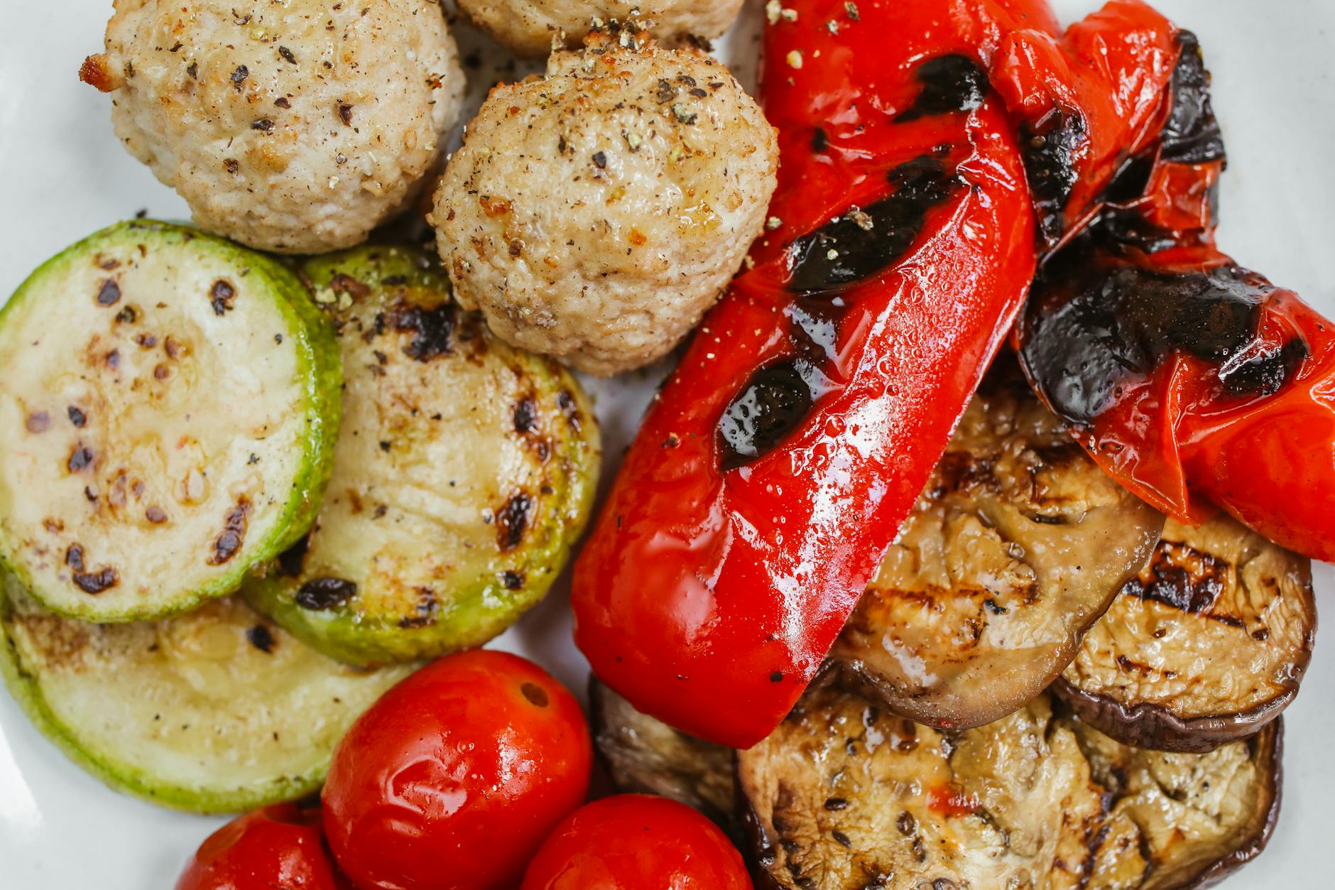 What Makes the Mediterranean Diet So Protective for Brain Health at 65?