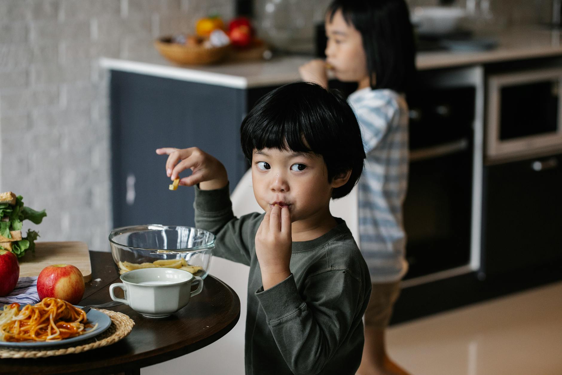 What Role Does Nutrition Play When Appetite and Interest in Food Decline?