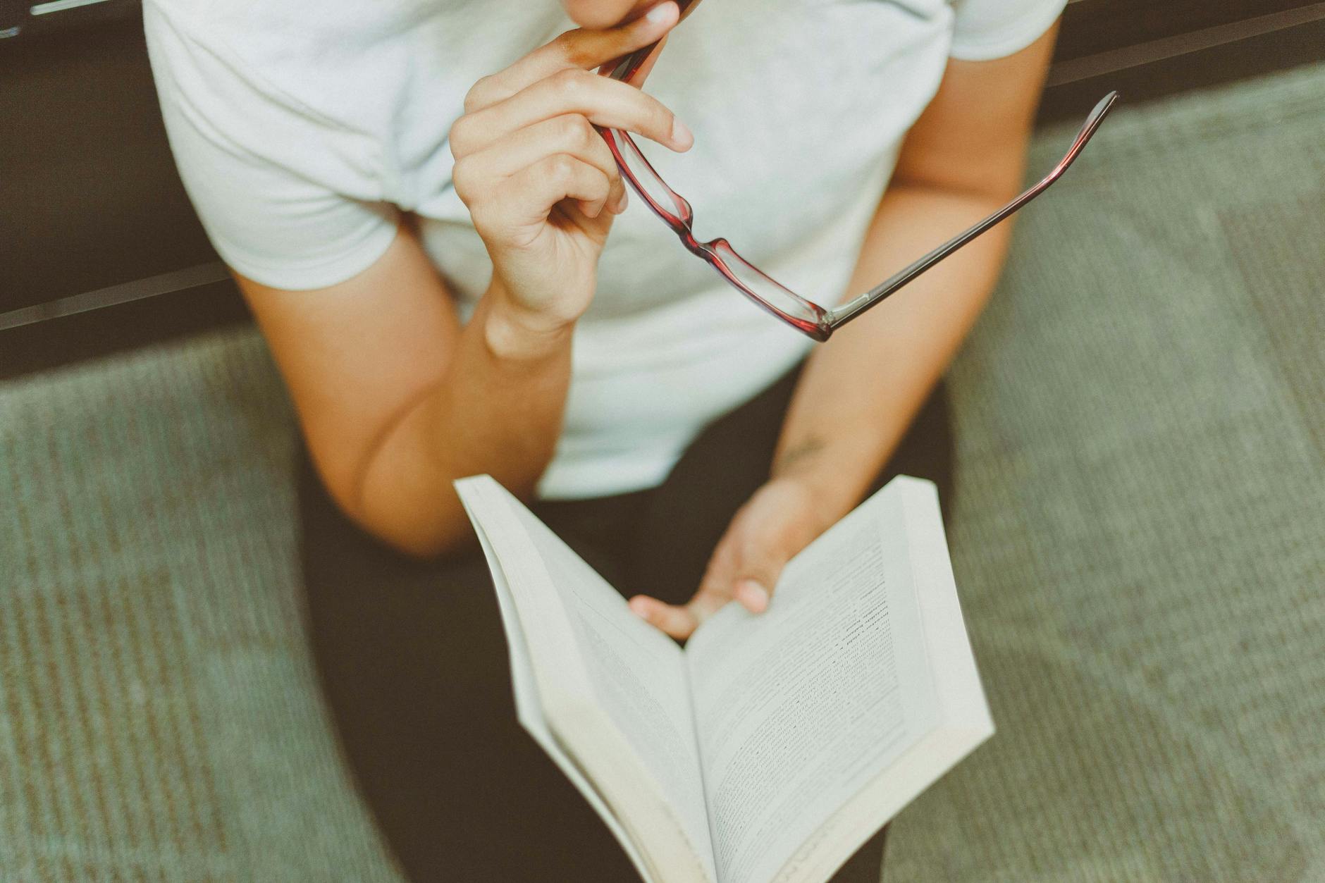 What Types of Reading Provide the Most Brain Protection?