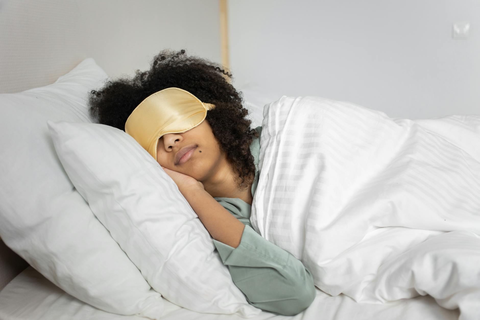What Types of Sleep Apnea Treatment Are Most Effective for Brain Protection?