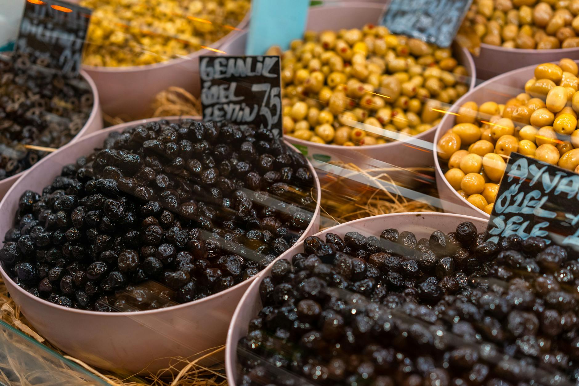 Who Benefits Most From a Mediterranean Diet—And Are There Genetic Considerations?