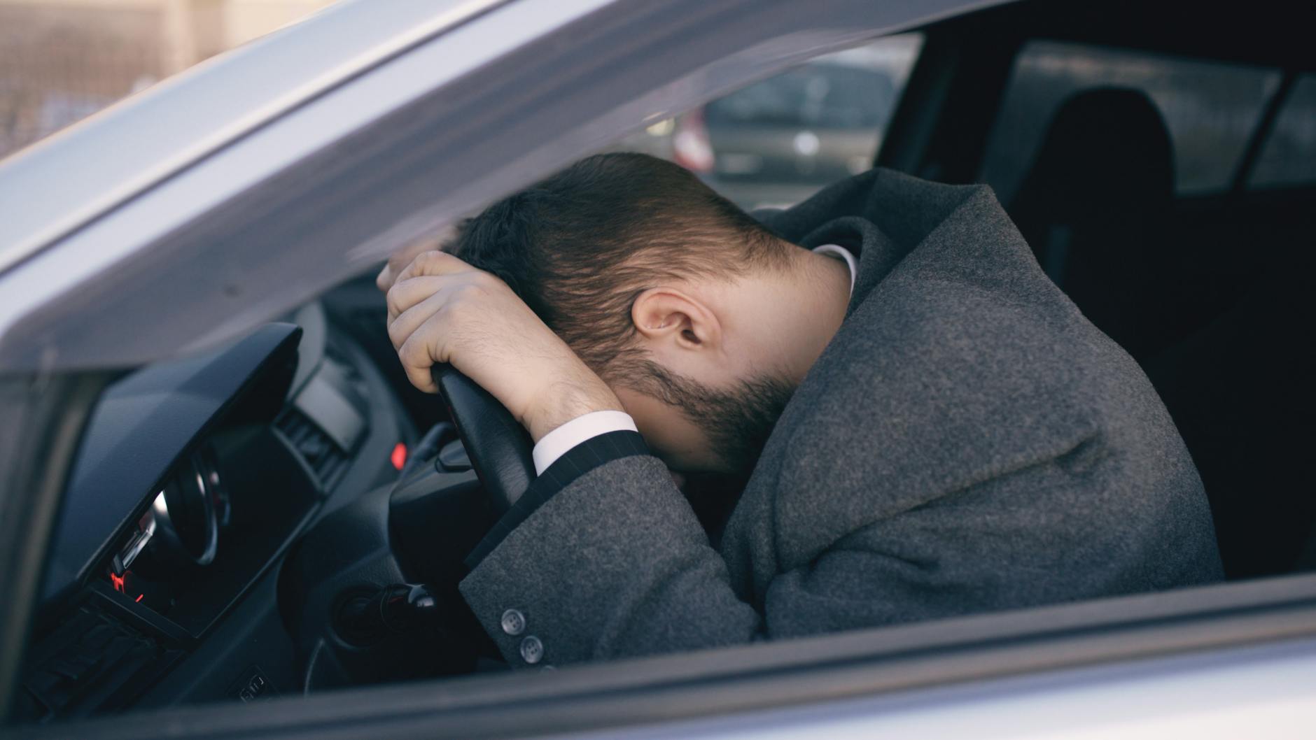 Why Synaptic Breakdown Precedes Neuronal Death