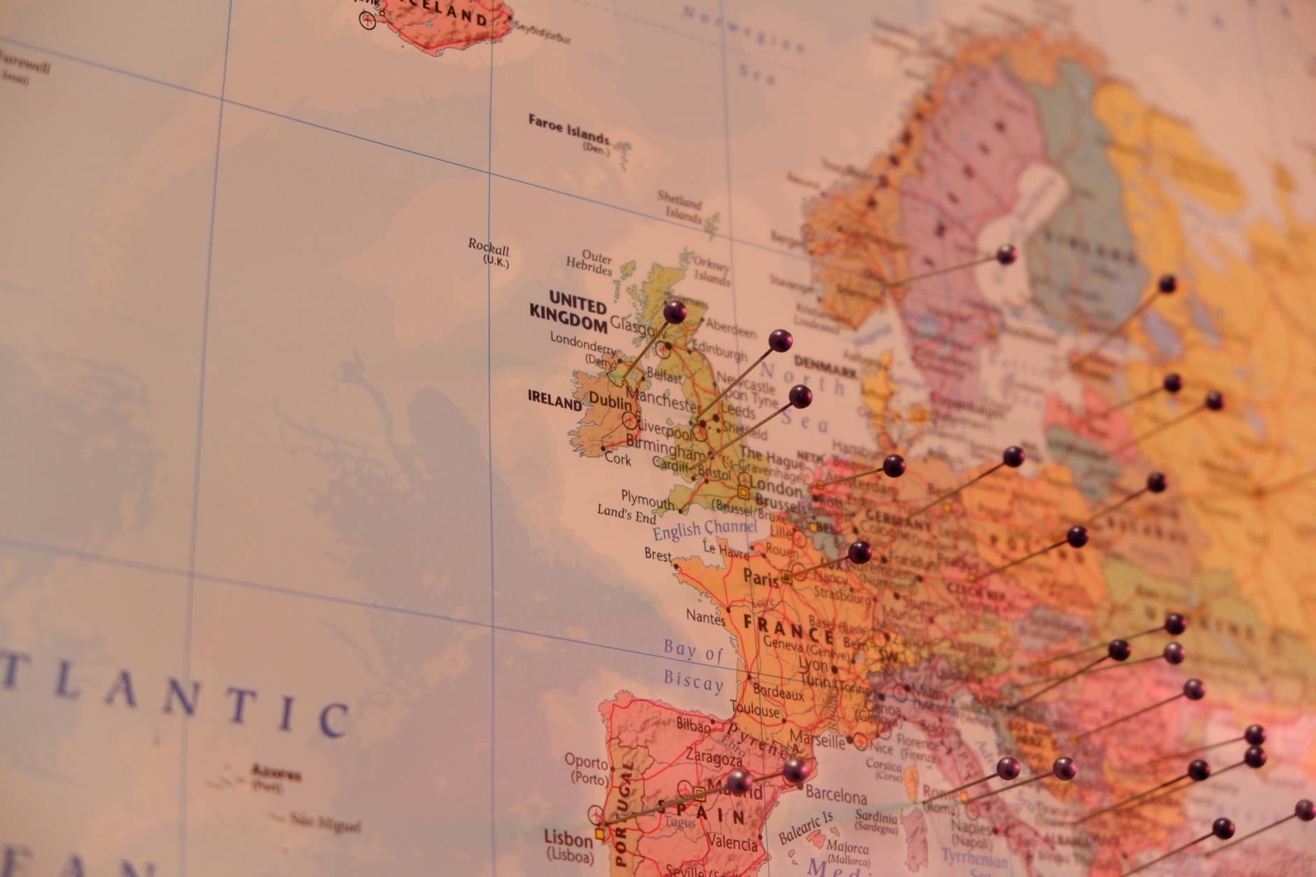 Geographic Disparities in Dementia Specialist Availability