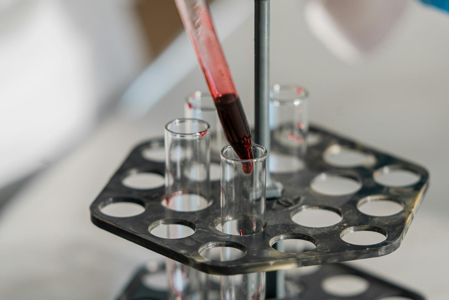 How Blood-Based Dementia Tests Work and What the FDA Has Approved