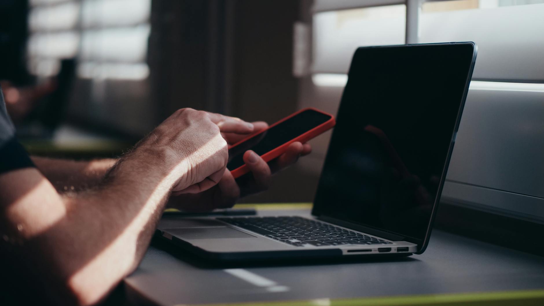 How Do GPS Devices Actually Work in Real Situations?