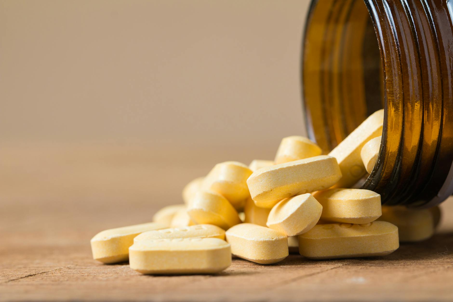 How Does B12 Deficiency Damage the Brain and Mimic Dementia Symptoms?