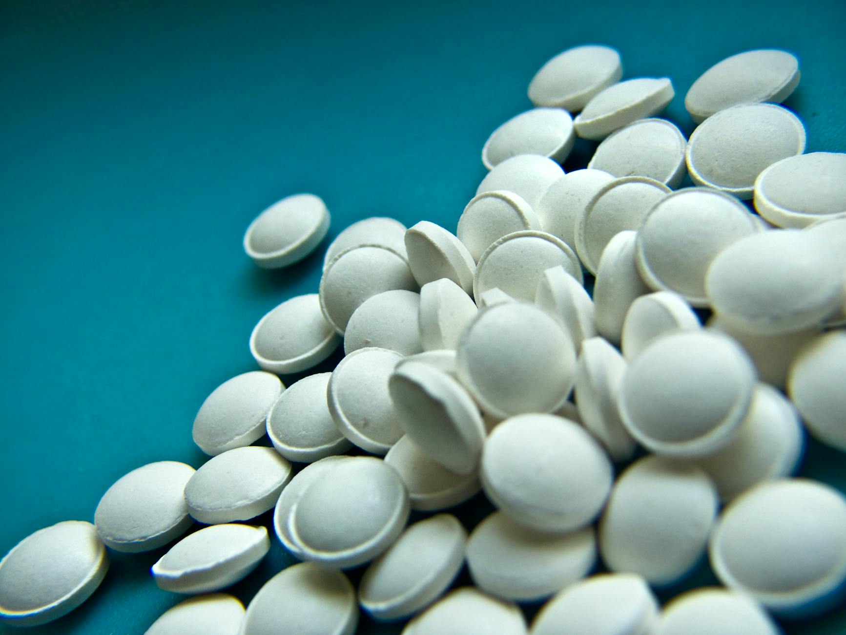 How Does Pseudoephedrine Actually Affect Your Voice and Throat?