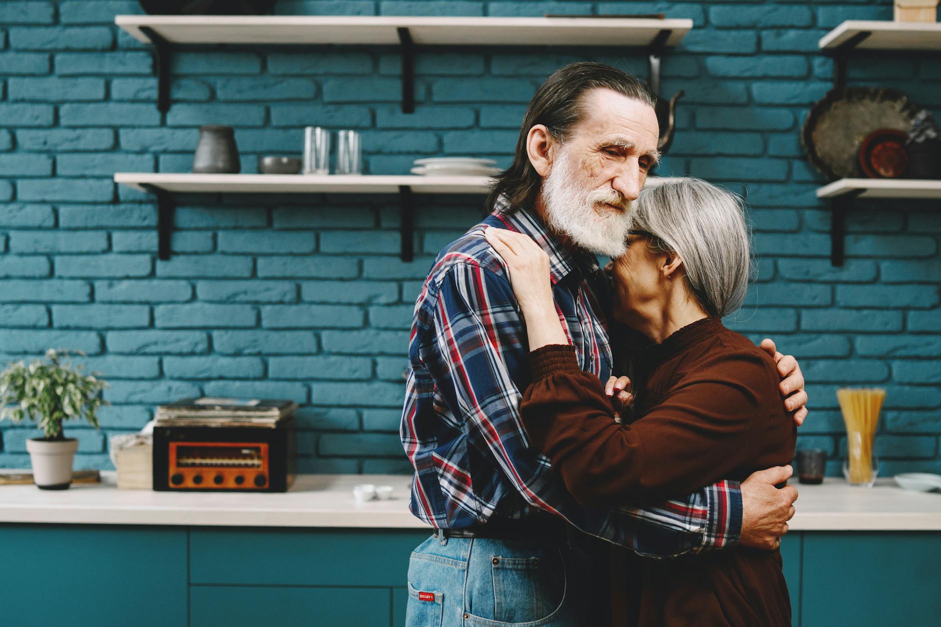 How Does the Stage of Dementia Affect Kitchen Safety?