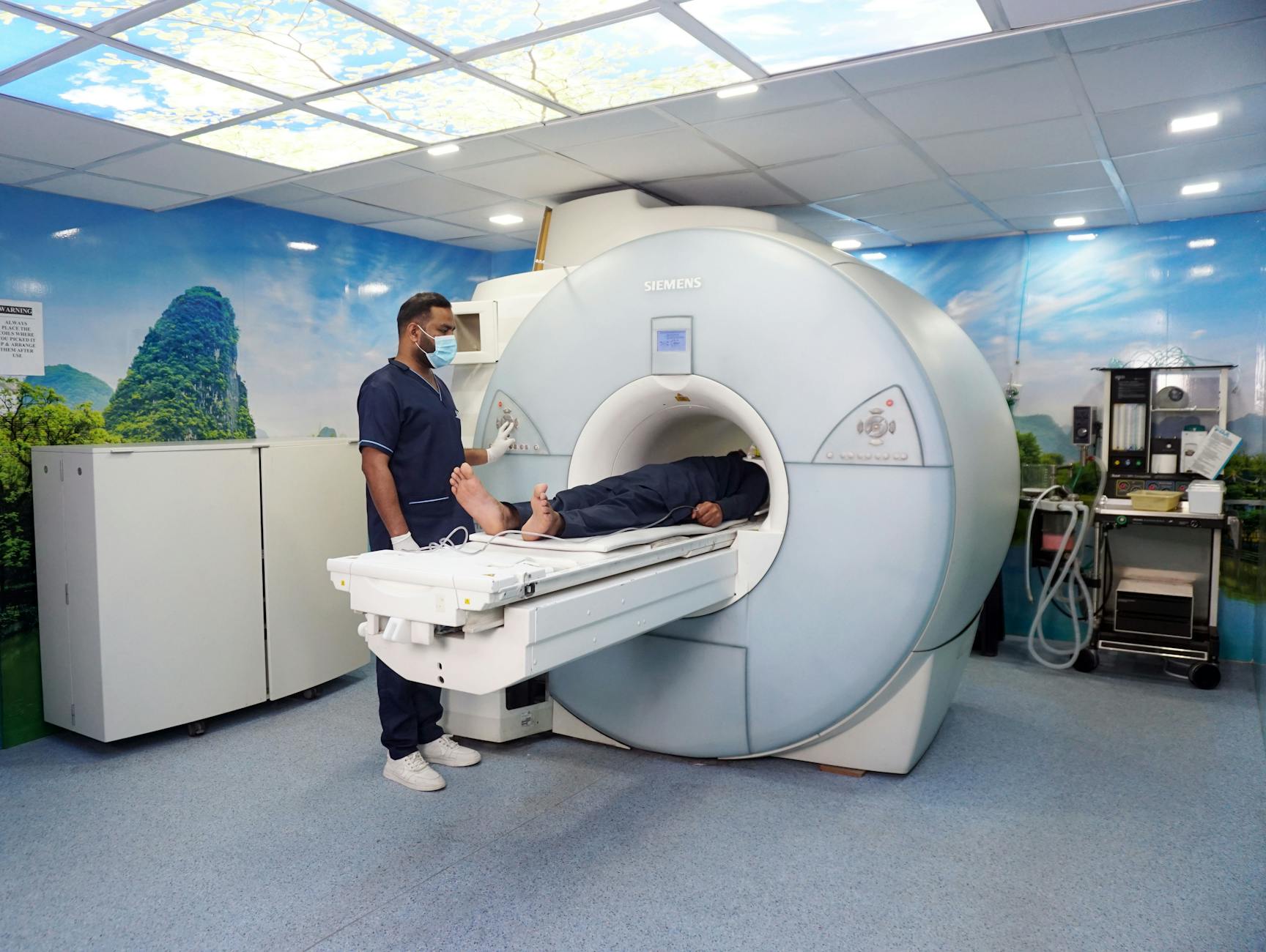 What Brain Changes Does an MRI Actually Show in Dementia Patients?