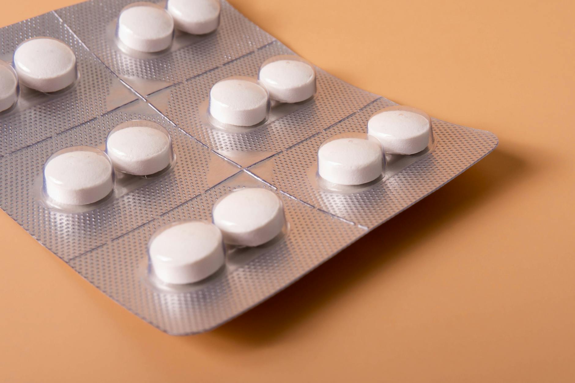 What Cepacol Is and Why It Seems Connected to Allergy Season