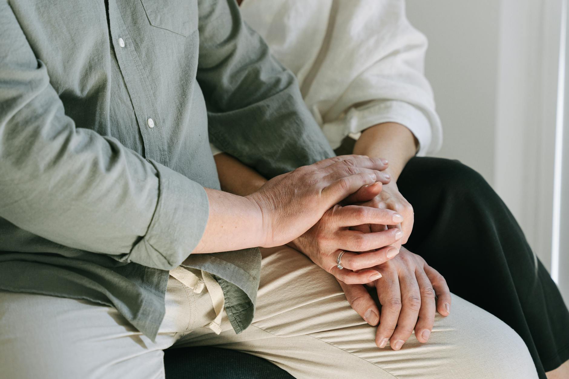 WHAT IS RESPITE CARE AND WHY DO DEMENTIA CAREGIVERS NEED IT?
