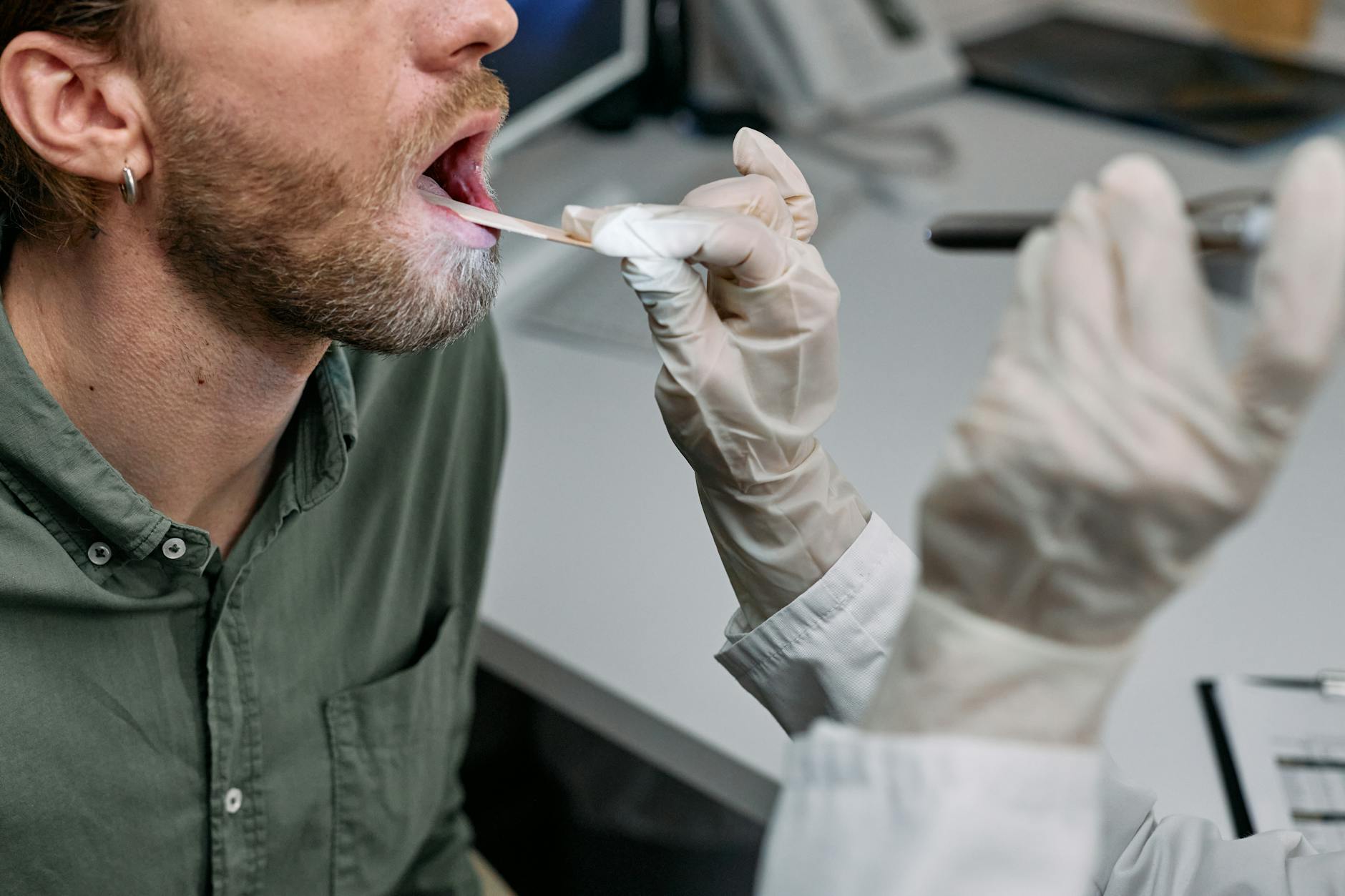 WHAT SIMPLE SCREENING TESTS CAN DOCTORS USE ALONGSIDE BLOOD BIOMARKERS?