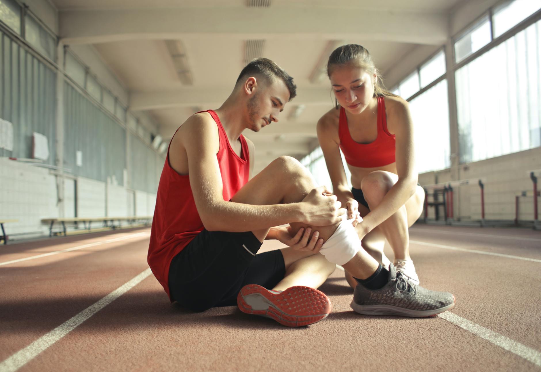 WHEN IBUPROFEN MIGHT HELP: INFLAMMATION-RELATED EYE CONDITIONS