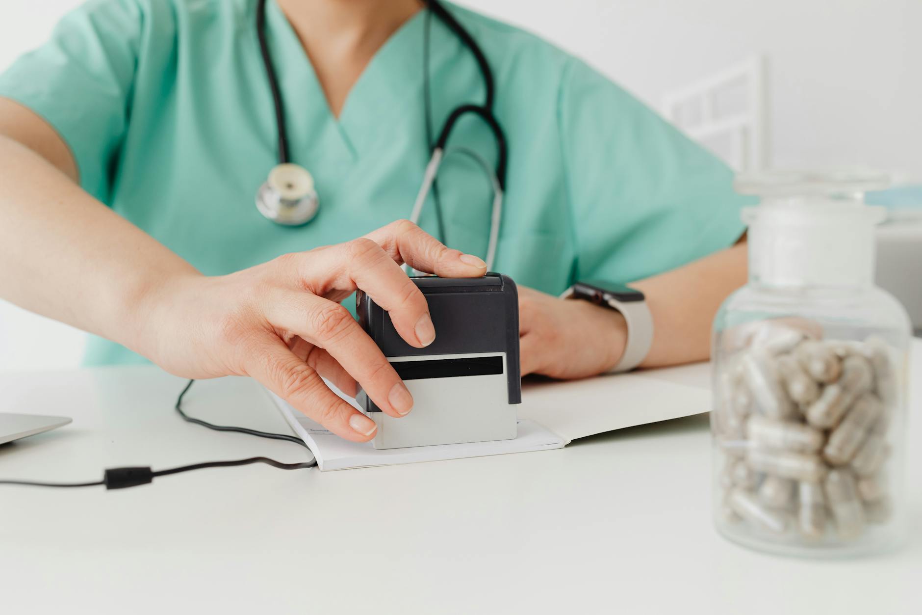 Why Doctors Prescribe Azithromycin for Respiratory Problems