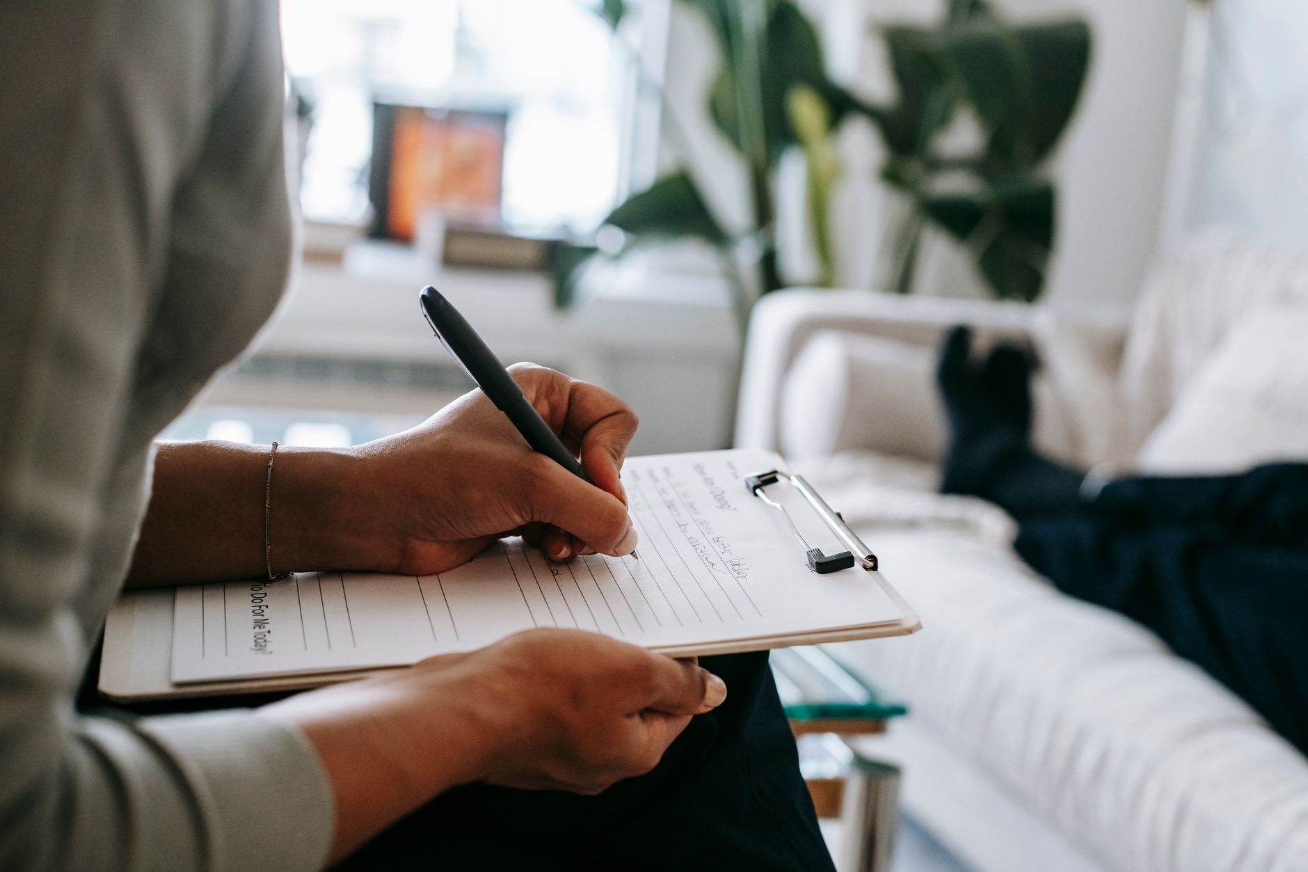Does Brain Training Work, or Do You Need a Therapist?