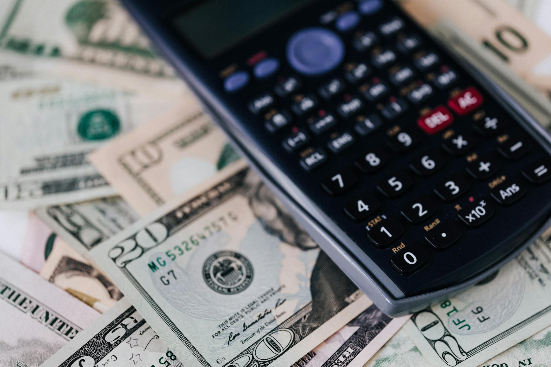How Do Financial Management and Nutrition Reflect Brain Function?