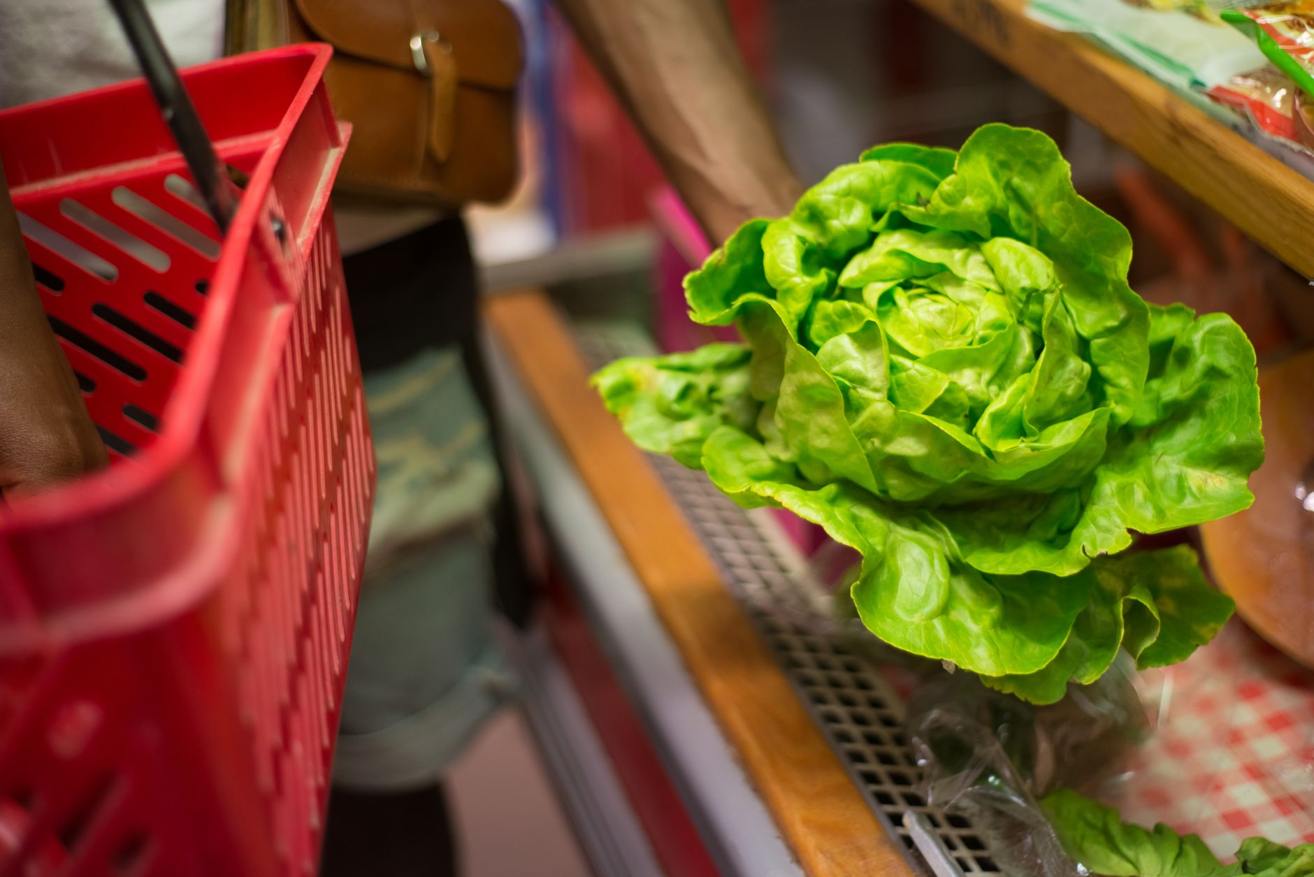 How Do Grocery Shopping Mistakes Connect to Memory and Cognitive Function?