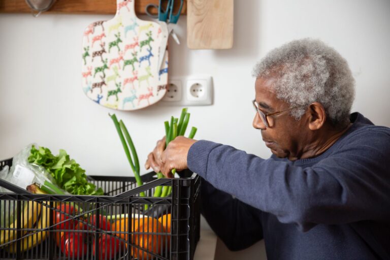 Mediterranean eating patterns support memory retention and cognitive health naturally - Featured image