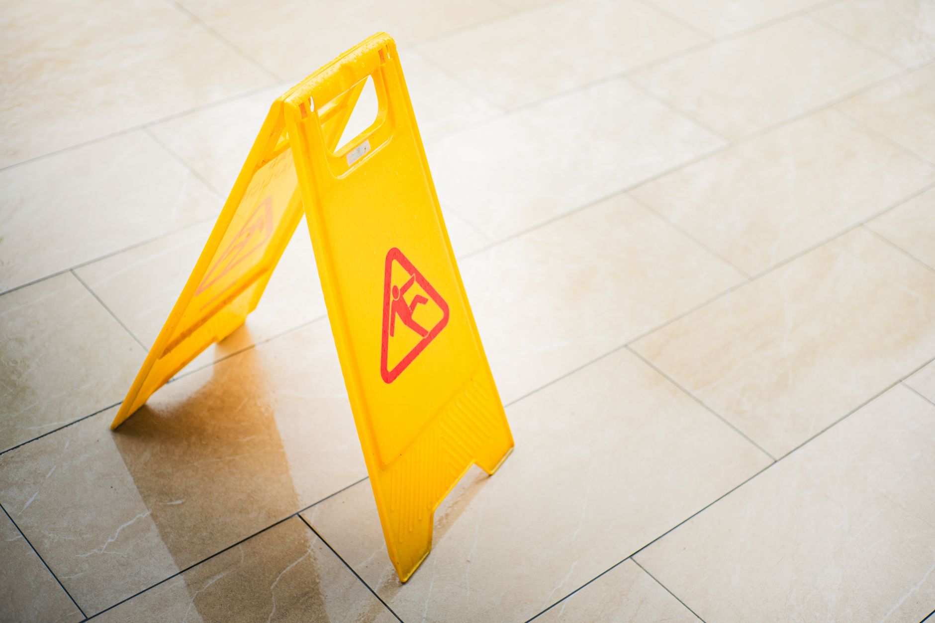 Warning Signs That Nutrition Is Becoming a Serious Problem