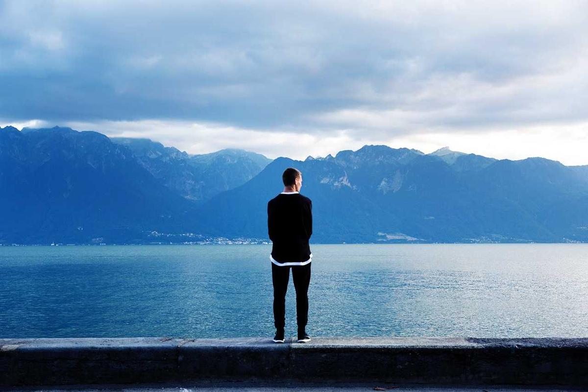 Why Do Caregiver Stories Help Reduce Isolation and Provide Practical Knowledge?