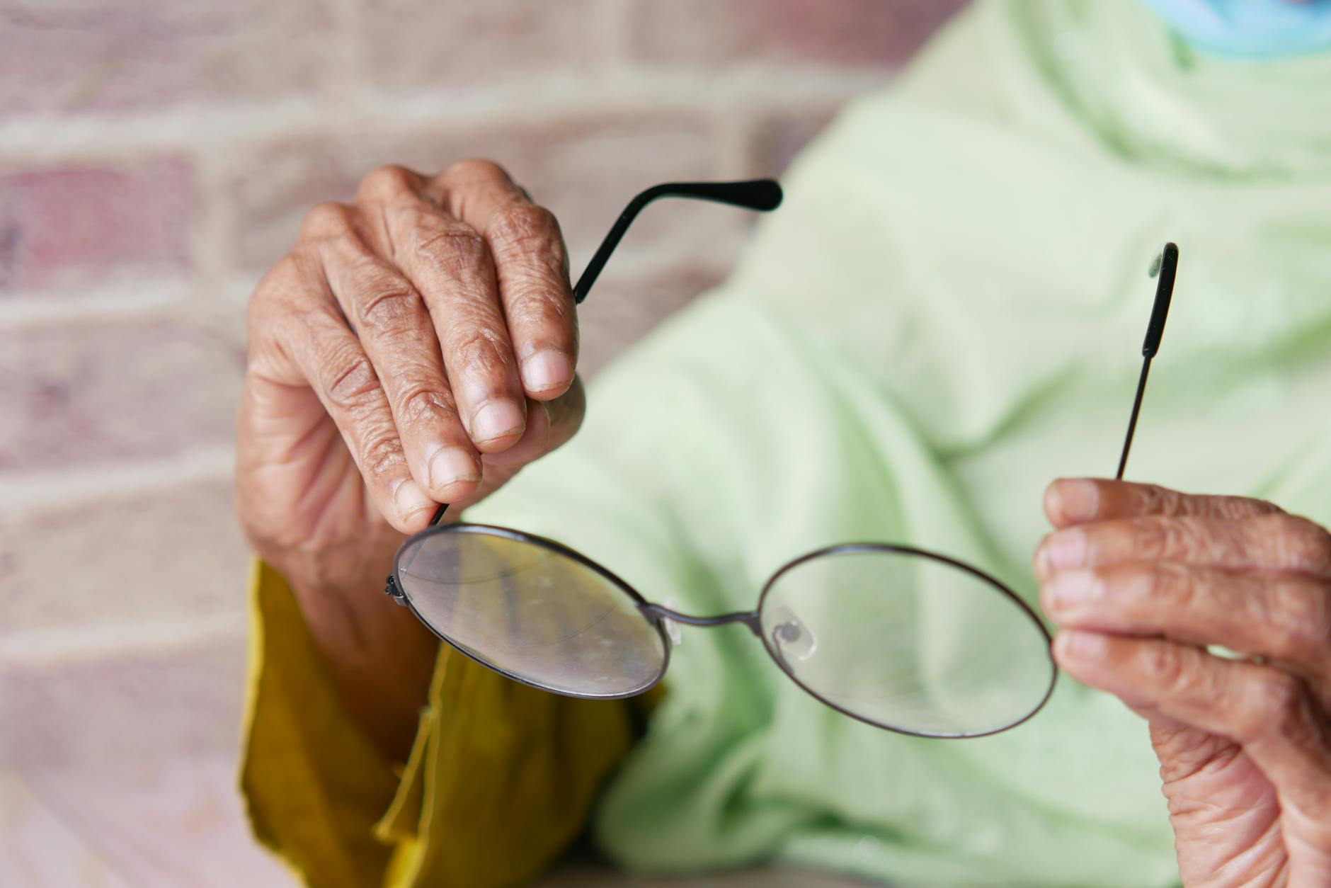Why Does Dementia Increase the Risk of Falling?