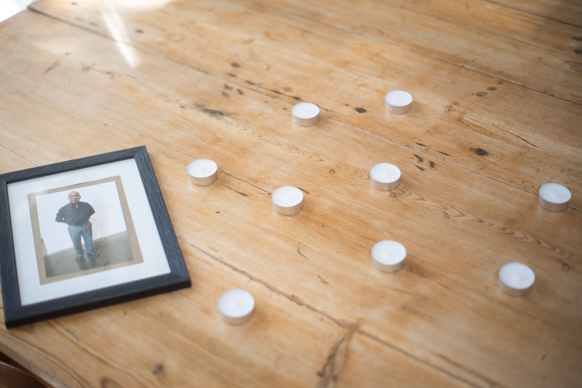 Why Does Memory Loss Cause Repetitive Behavior Online?