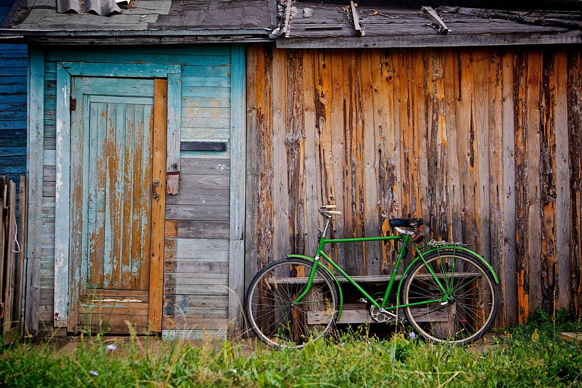 Why Does the Gap Between Research and Headlines Exist?