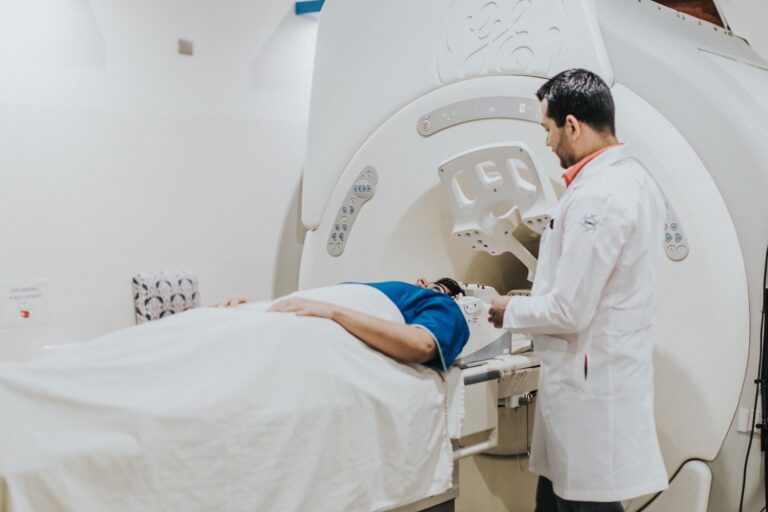 Why Patients Need MRI Monitoring With Some Alzheimer's Drugs - Featured image