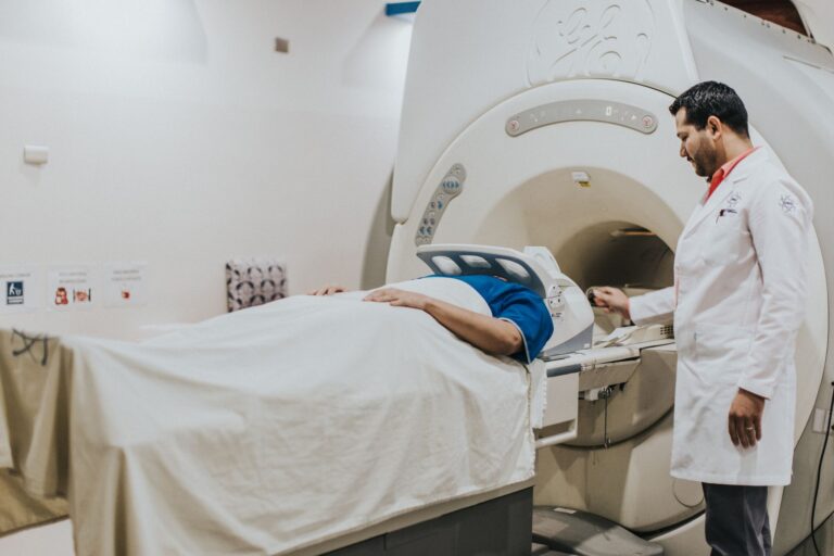 Why Patients Need MRI Monitoring With Some Alzheimer's Drugs - Featured image