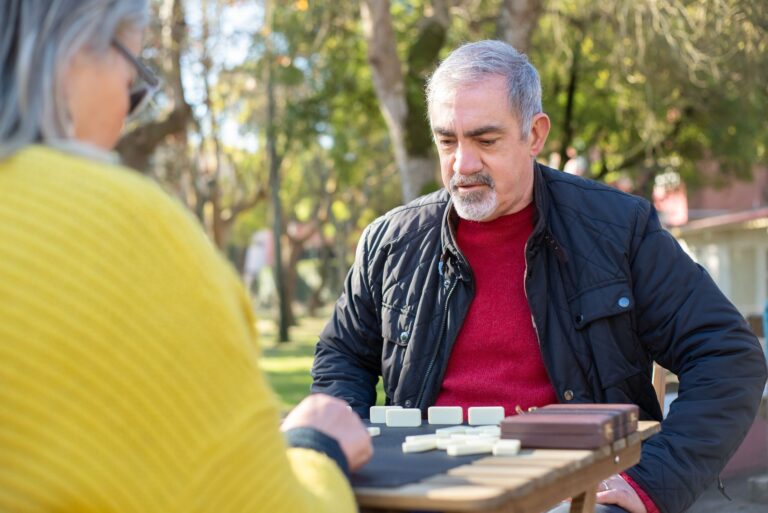7 Strategies for Reducing Shame and Social Barriers in Alzheimer's Patients - Featured image