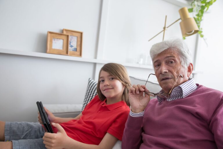 Can Intergenerational Programs Help Alzheimer's Patients? - Featured image