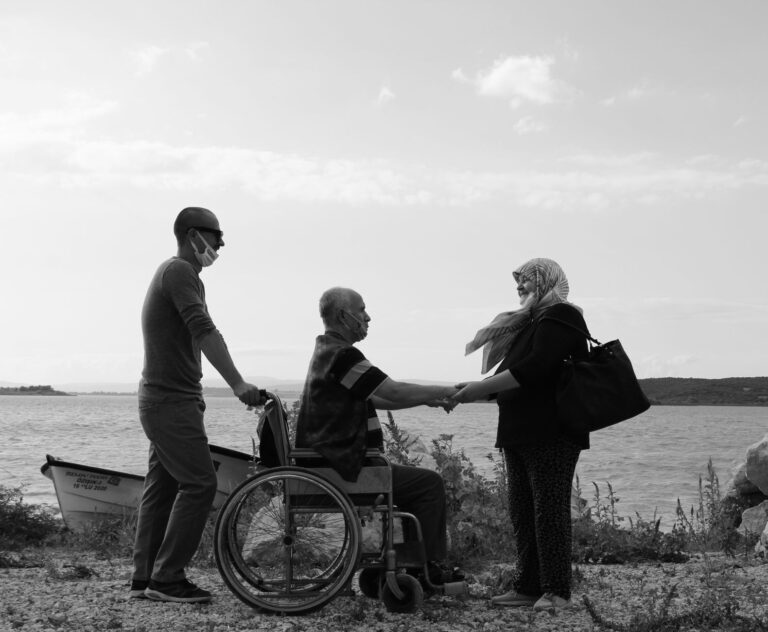 Can Tragedy Inspire Better Alzheimer's Resources? - Featured image