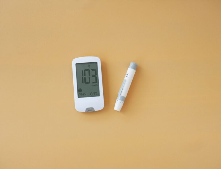 Diabetes and Alzheimer's Risk: A Clear Guide - Featured image
