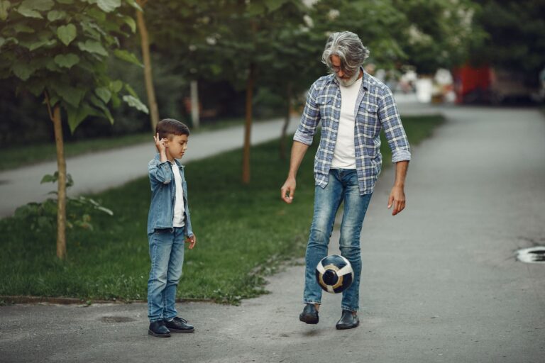 How Repeated Football Head Impacts May Increase Dementia Risk in Players - Featured image