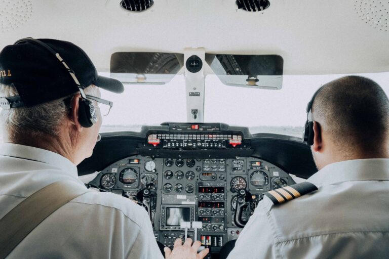 Pilot Sully Sullenberger Announces Diagnosis of Early-Onset Alzheimer's - Featured image
