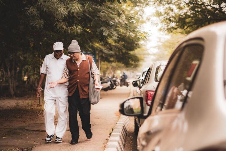 Social Activity and Dementia Prevention: What Families Should Know - Featured image