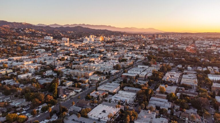The Los Angeles Effect: How Basin Smog and Coastal Inversions Trap Brain-Damaging Pollutants - Featured image