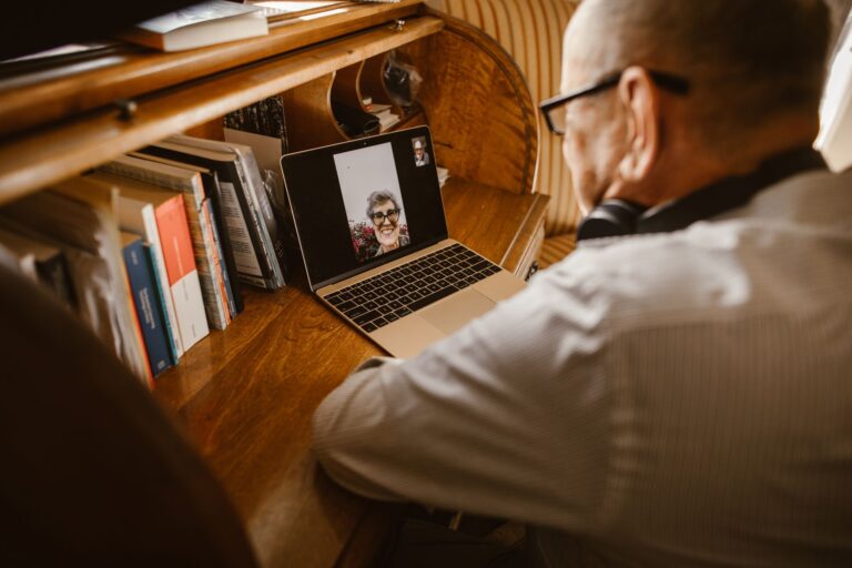 Video Calling for Dementia: Key Facts - Featured image