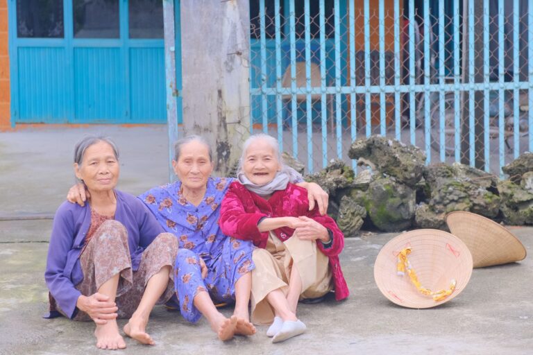 Why Older Women Are Particularly Vulnerable to Air Pollution-Induced Cognitive Decline - Featured image