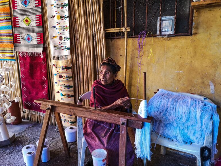 Why Patterned Rugs Can Look Like Holes in Dementia - Featured image