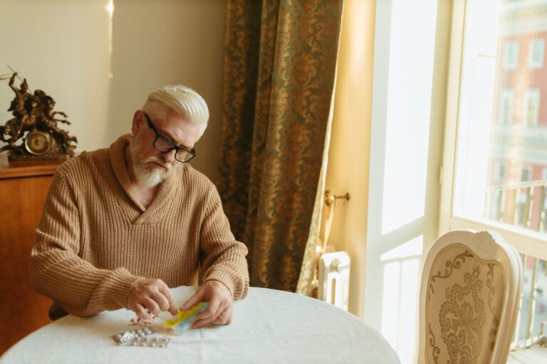 Acetyl-L-Carnitine for Older Adults With Memory Loss: Reviewing Thyroid Medicine Interactions and Stomach Effects - Featured image