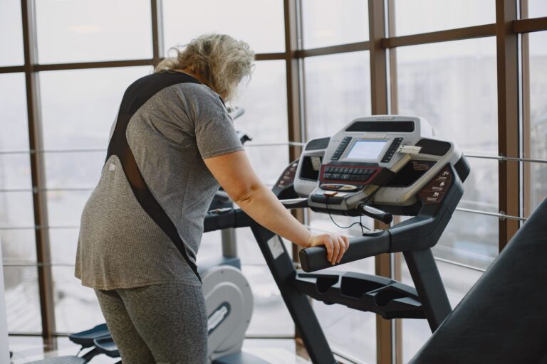 Aerobic Exercise and Alzheimer's Prevention: Benefits, Limits, and Next Steps - Featured image